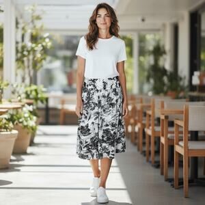 Josephine Chaus Paris Women's Black & White Floral A-Line Skirt Size 4P